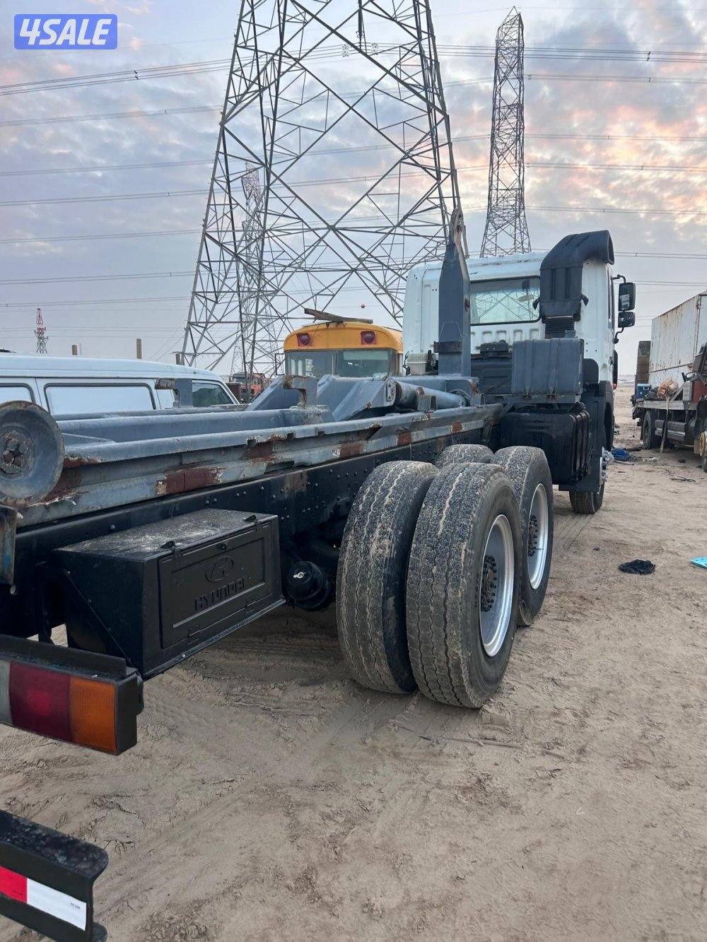 للبيع هوك هونداي ماشي 48 الف3