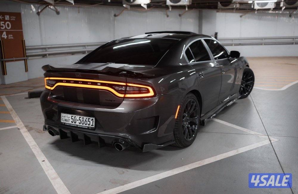 Dodge charger SRT 3921