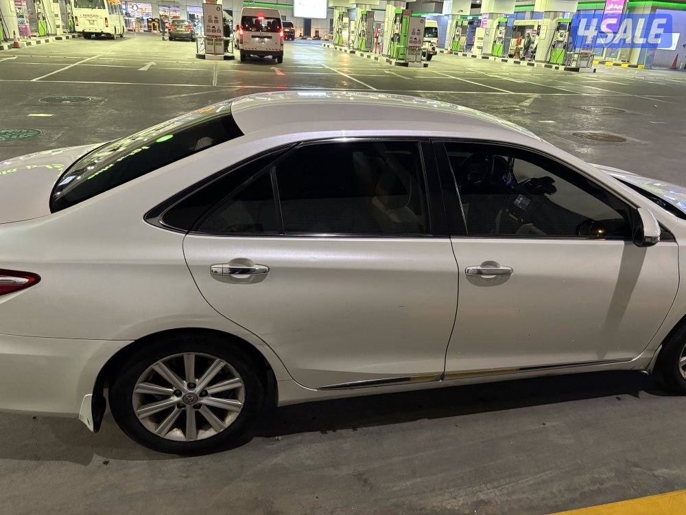 كامري ٢٠١٧ كامل المواصفات ماعدا الفتحة2