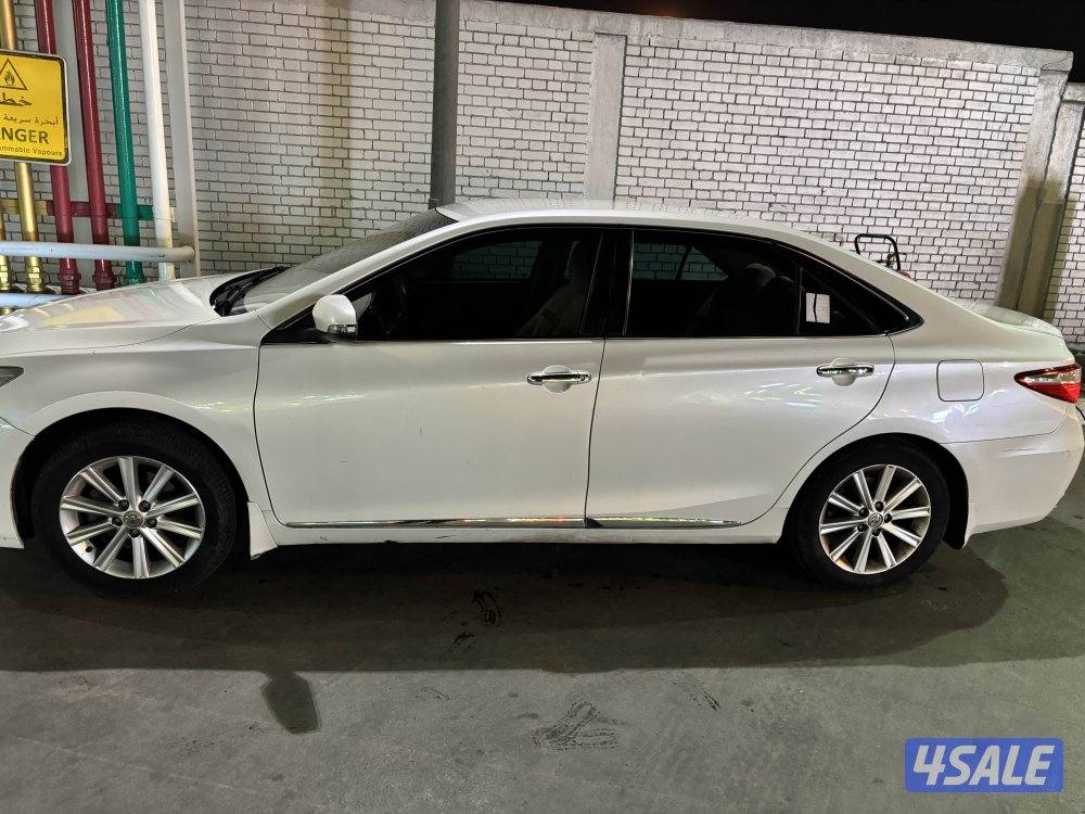 كامري ٢٠١٧ كامل المواصفات ماعدا الفتحة4