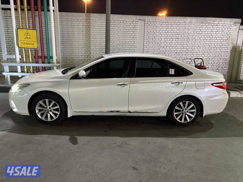 كامري ٢٠١٧ كامل المواصفات ماعدا الفتحة5