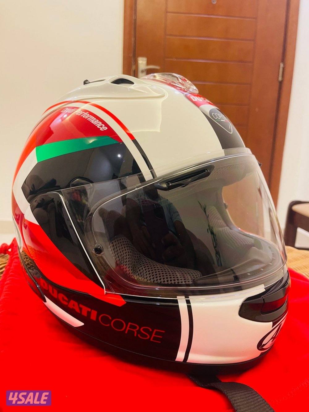 Arai RX-7V2