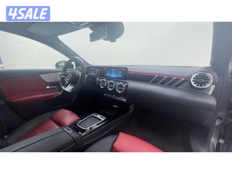 Mercedes-Benz A-Class9