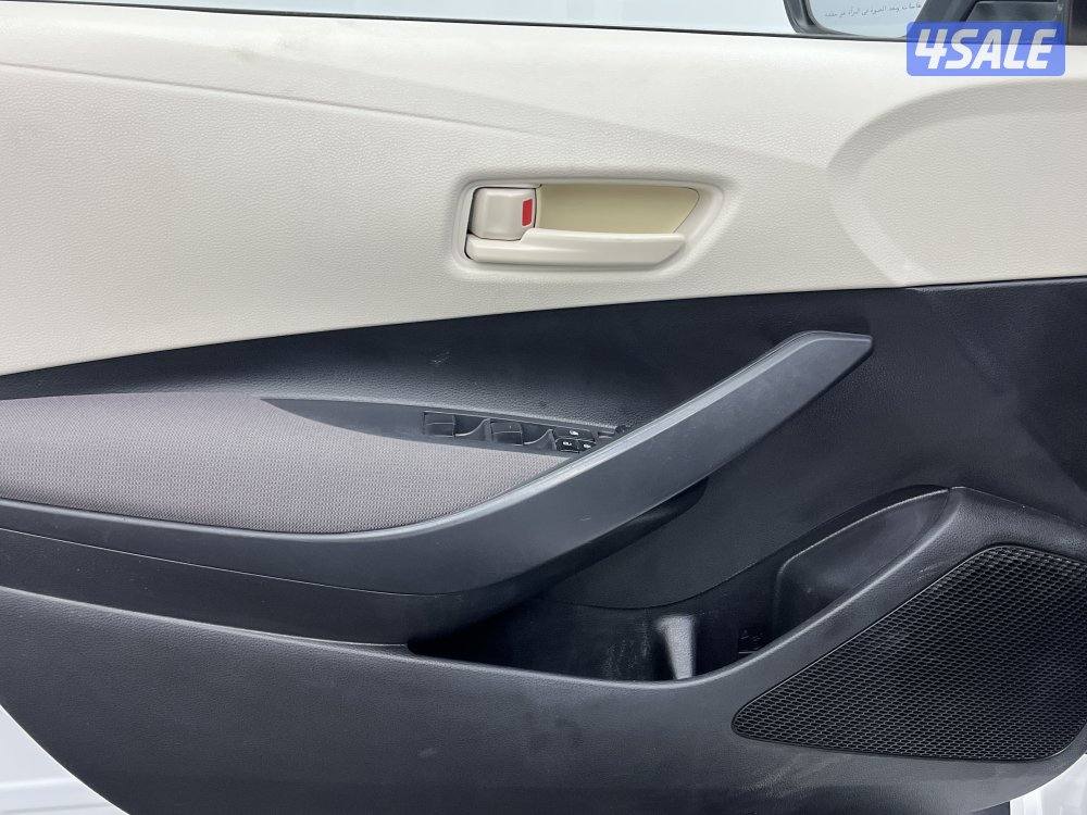 TOYOTA COROLLA 1.6L XLI STD OPTION11