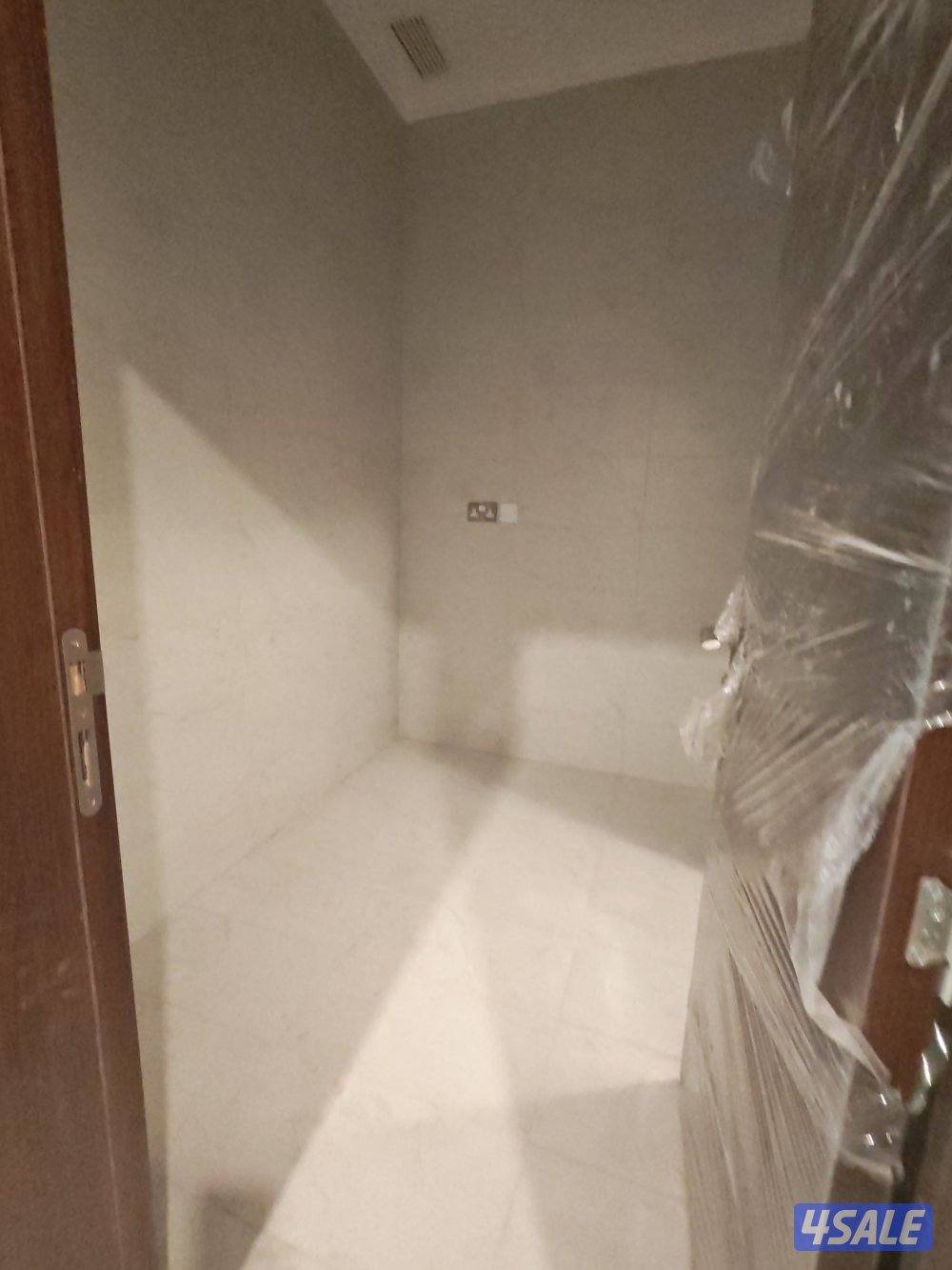 شقق بناية جديدة للايجار في الدسمة6