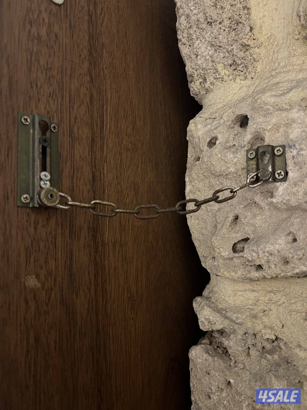 للبيع شقة في السالمية من المالك مباشرة . مؤجرة 310.000 . غرفتين وصالة0