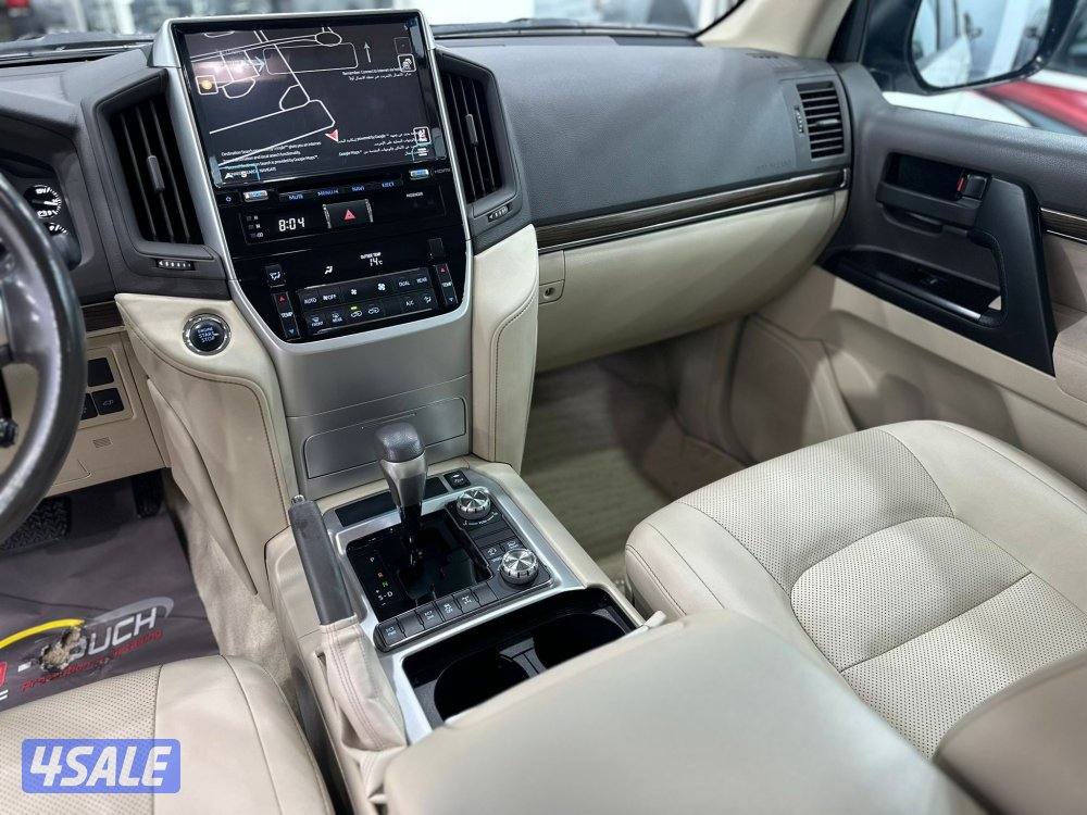 لاندكروزر GXR ٨ سلندرتورينق  موديل ٢٠١٩ وارد الساير ماشي ١٦٤ ألف كم7