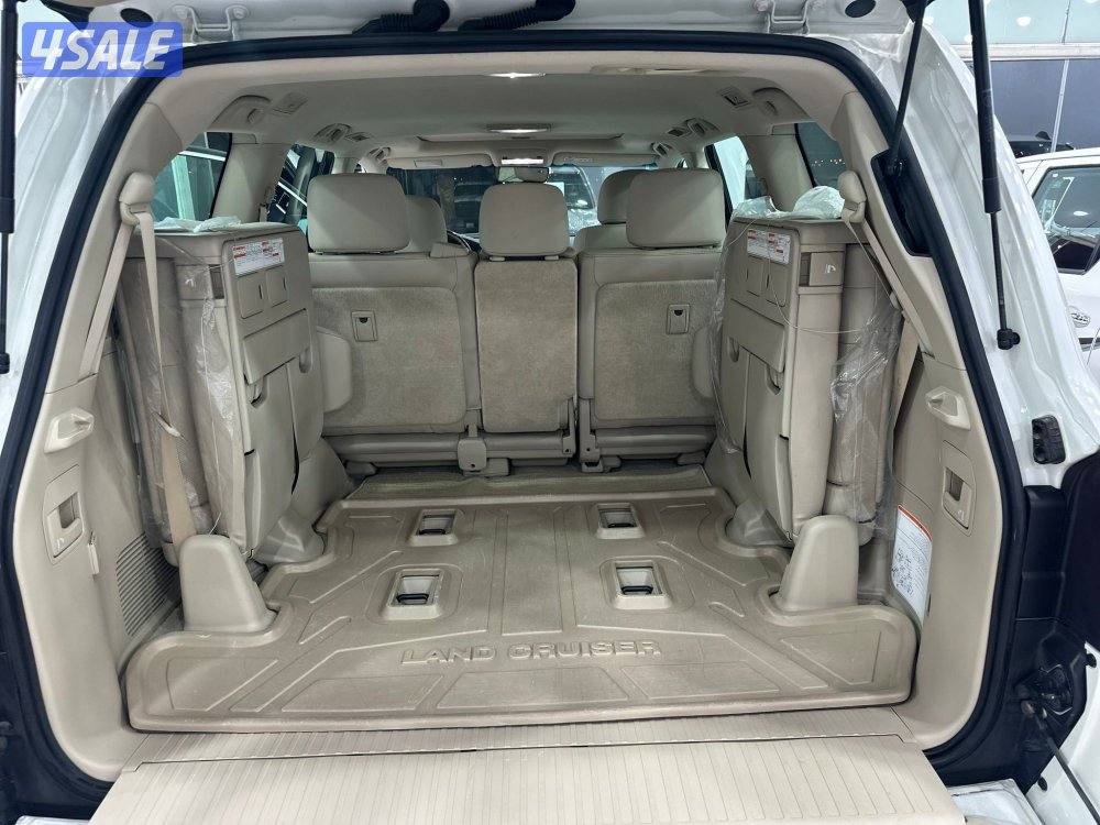 لاندكروزر GXR ٨ سلندرتورينق  موديل ٢٠١٩ وارد الساير ماشي ١٦٤ ألف كم8