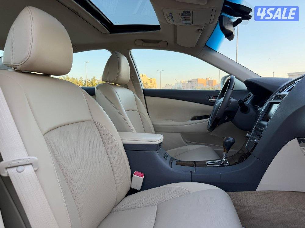 للبيع لكزس ES350 موديل 2010 وارد الساير6