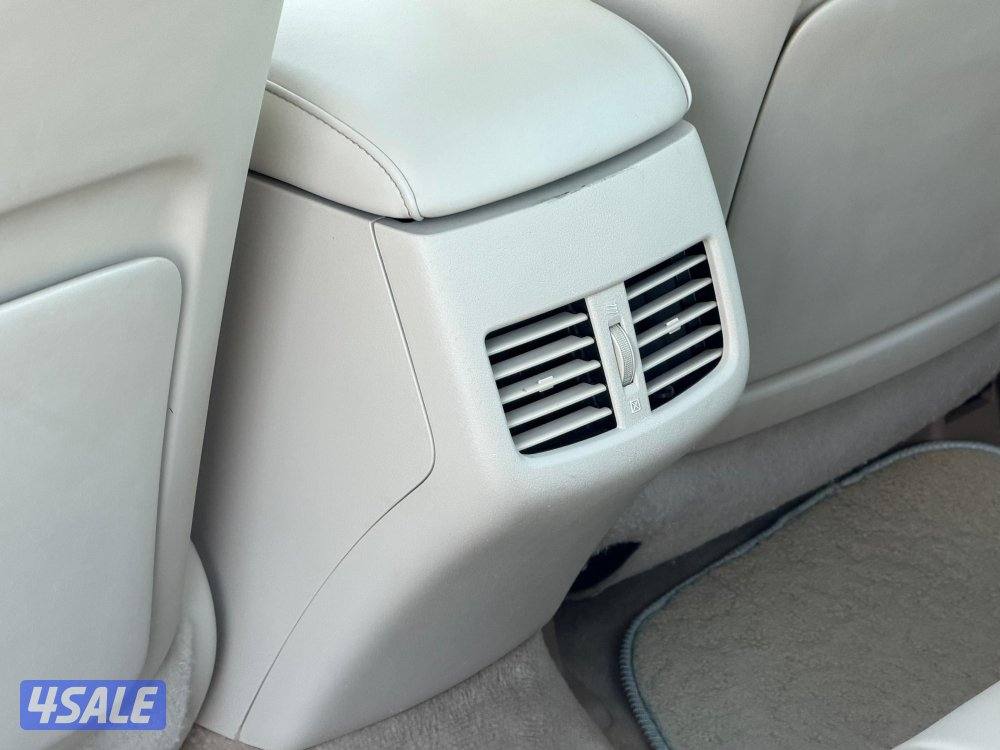 للبيع لكزس ES350 موديل 2010 وارد الساير11