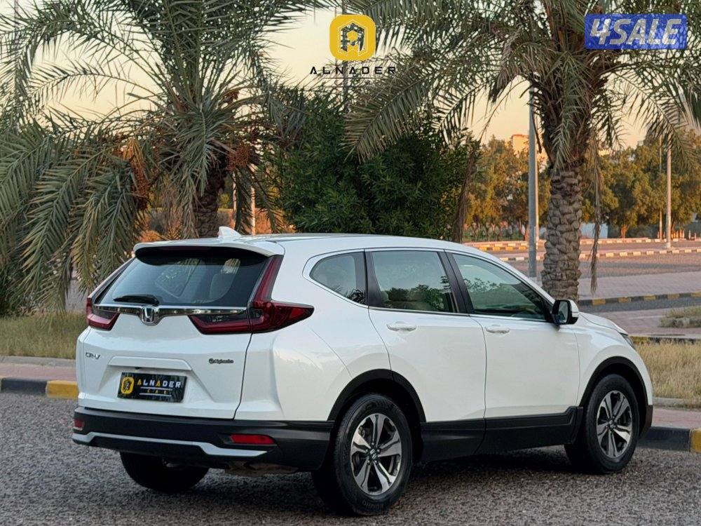 للبيع هوندا CR-V موديل 2020 وارد الغانم3