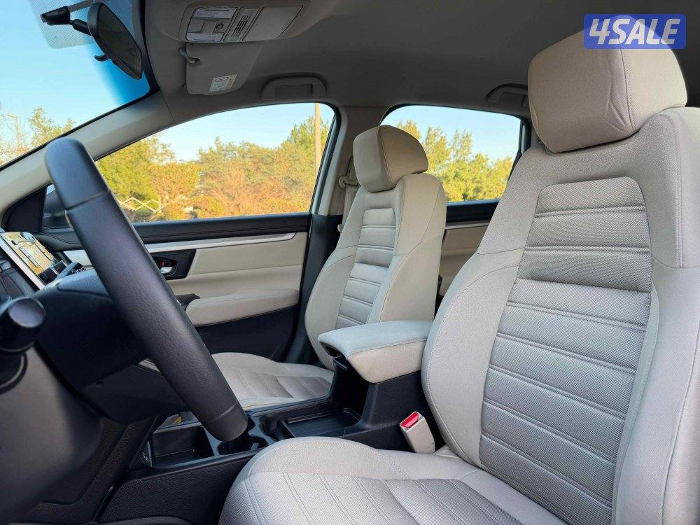 للبيع هوندا CR-V موديل 2020 وارد الغانم6