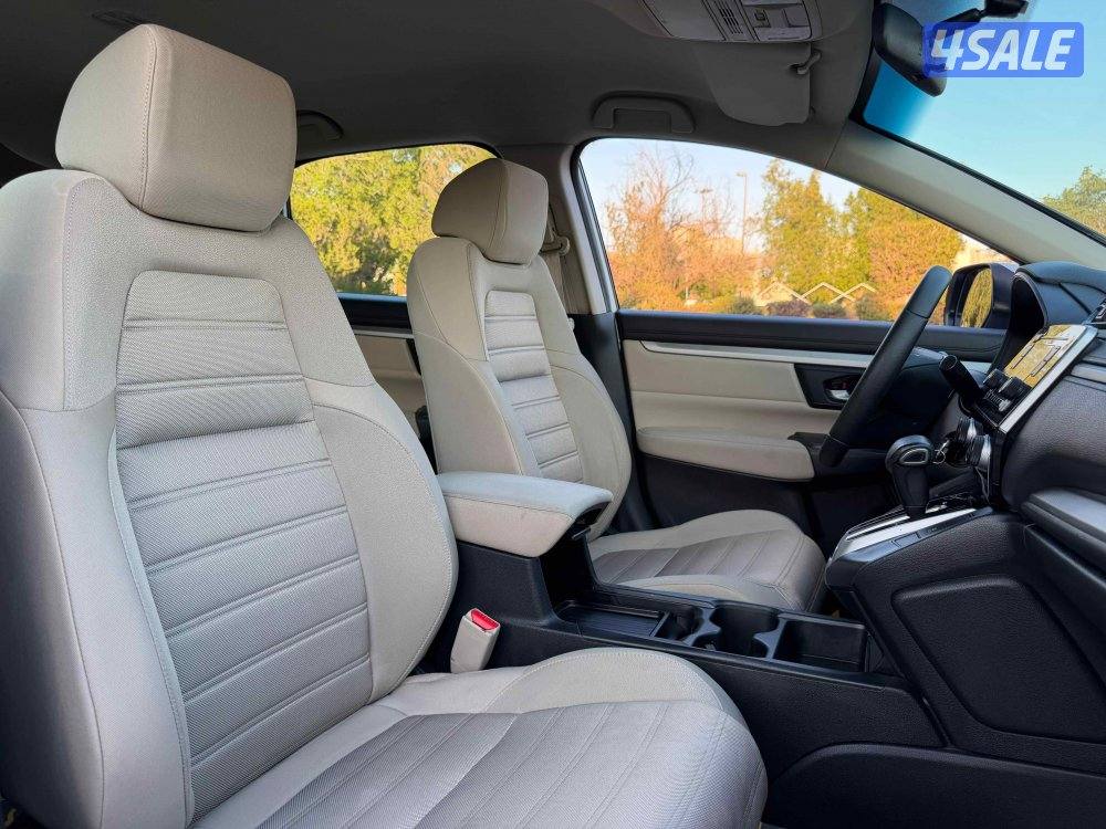 للبيع هوندا CR-V موديل 2020 وارد الغانم8