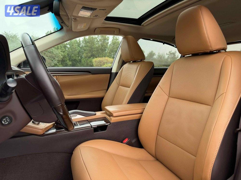 للبيع لكزس ES350 موديل 2018 وارد الساير6