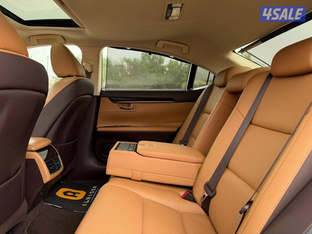 للبيع لكزس ES350 موديل 2018 وارد الساير13