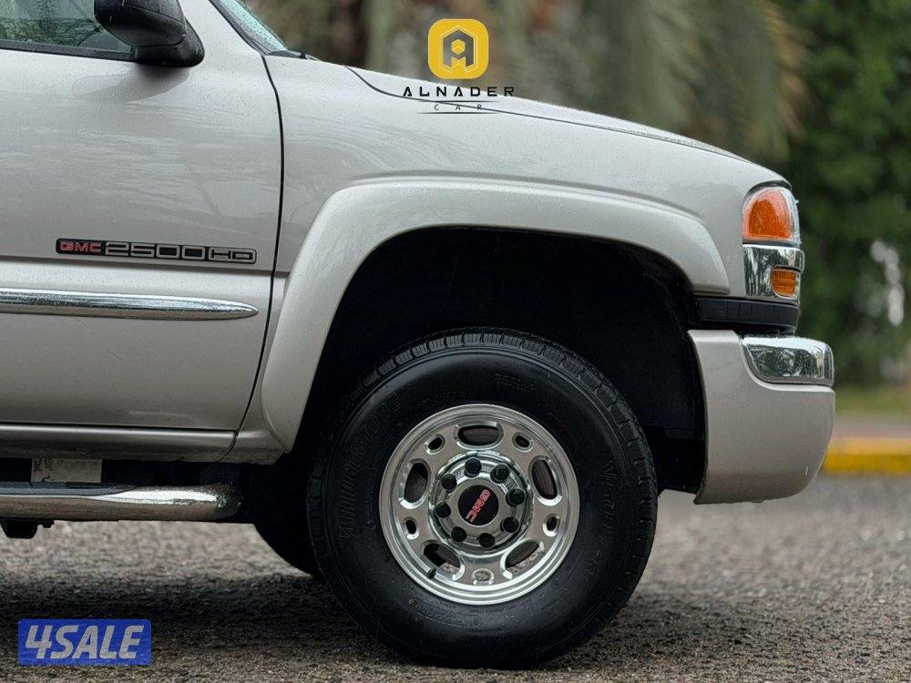 للبيع GMC SIERRA SLE 6100 موديل 2004 بحالة الوكاله6