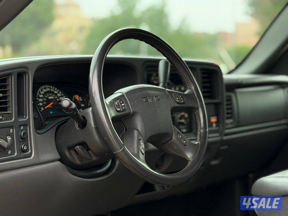 للبيع GMC SIERRA SLE 6100 موديل 2004 بحالة الوكاله9