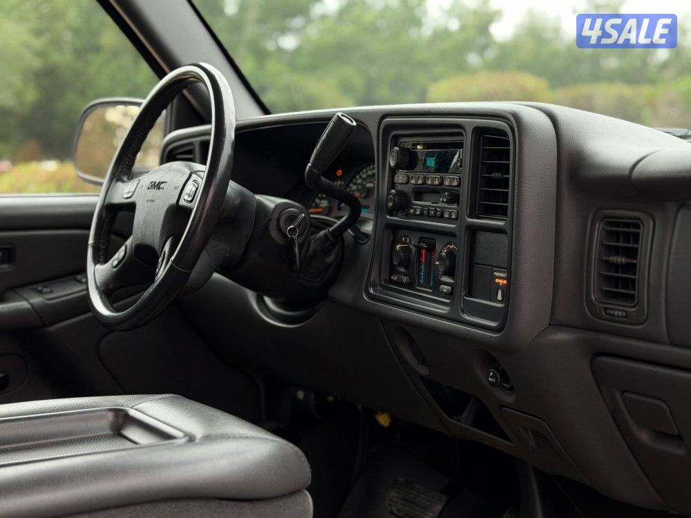 للبيع GMC SIERRA SLE 6100 موديل 2004 بحالة الوكاله11