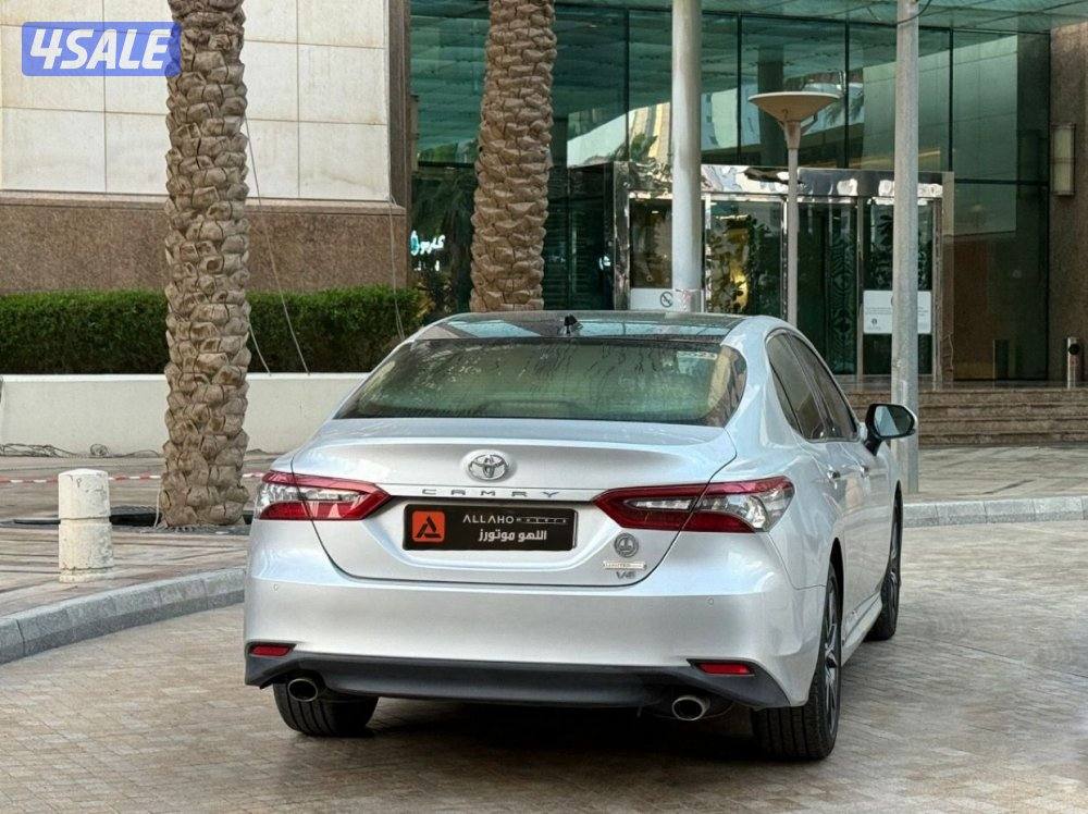 كامريV6 LIMITED EDITION موديل2023 عداد37الف وارد الساير3