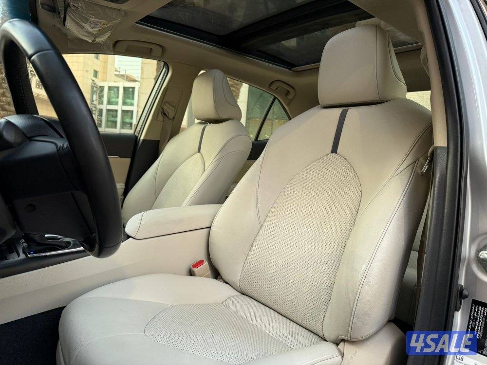 كامريV6 LIMITED EDITION موديل2023 عداد37الف وارد الساير6