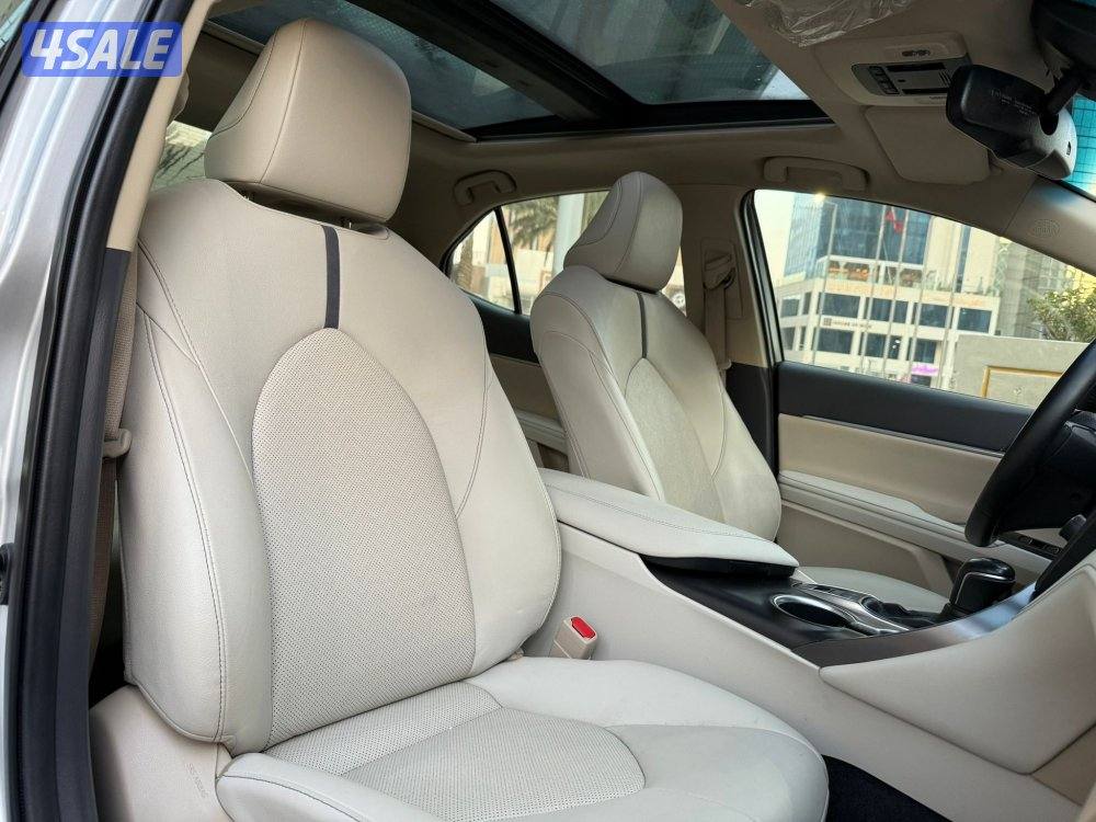 كامريV6 LIMITED EDITION موديل2023 عداد37الف وارد الساير7