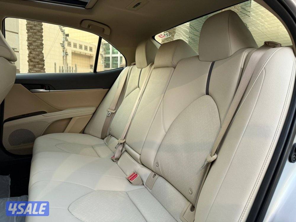 كامريV6 LIMITED EDITION موديل2023 عداد37الف وارد الساير8