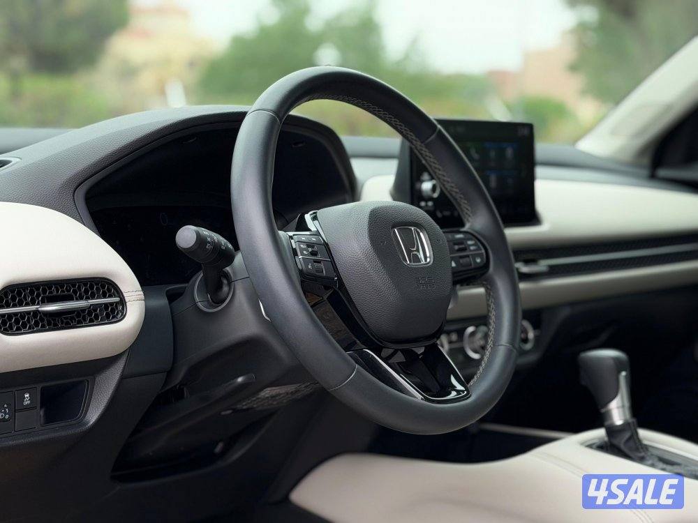 للبيع هوندا ZR-V موديل 2024 وارد الغانم7