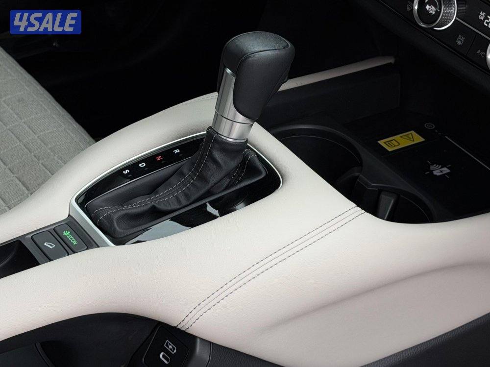 للبيع هوندا ZR-V موديل 2024 وارد الغانم12