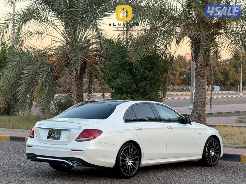 للبيع مرسيدس E43 AMG موديل 2019 بحالة المصنع3