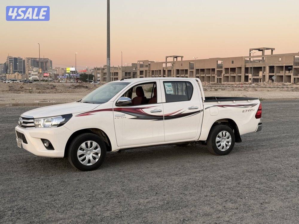 للبيع هايلوكس 20235