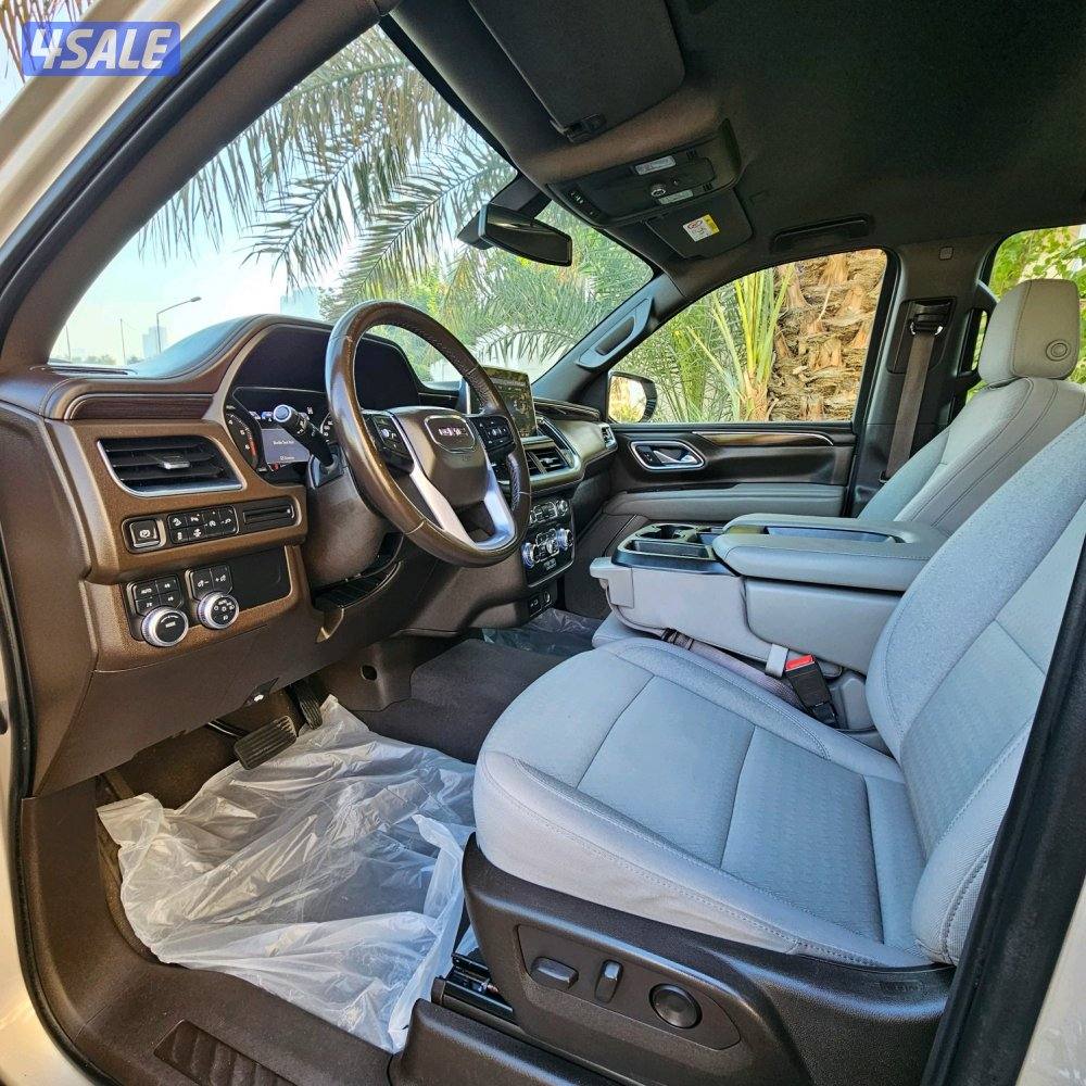 GMC Yukon XL SLE 20217