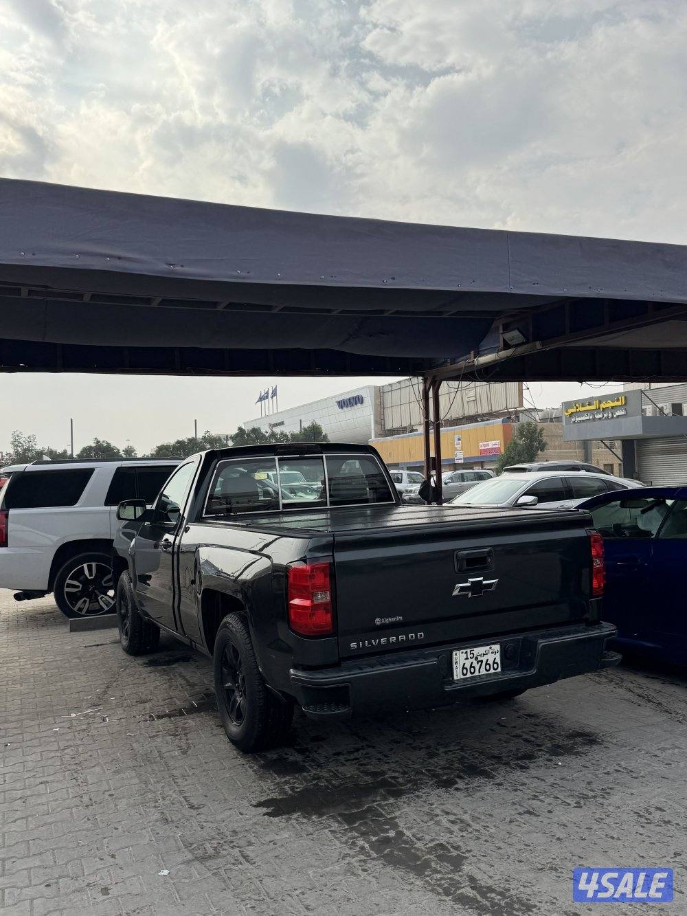 للبيع سلفرادو موديل ٢٠١٧ LS لون رمادي ماشي (٣٠٠٠،٠٠٠)2