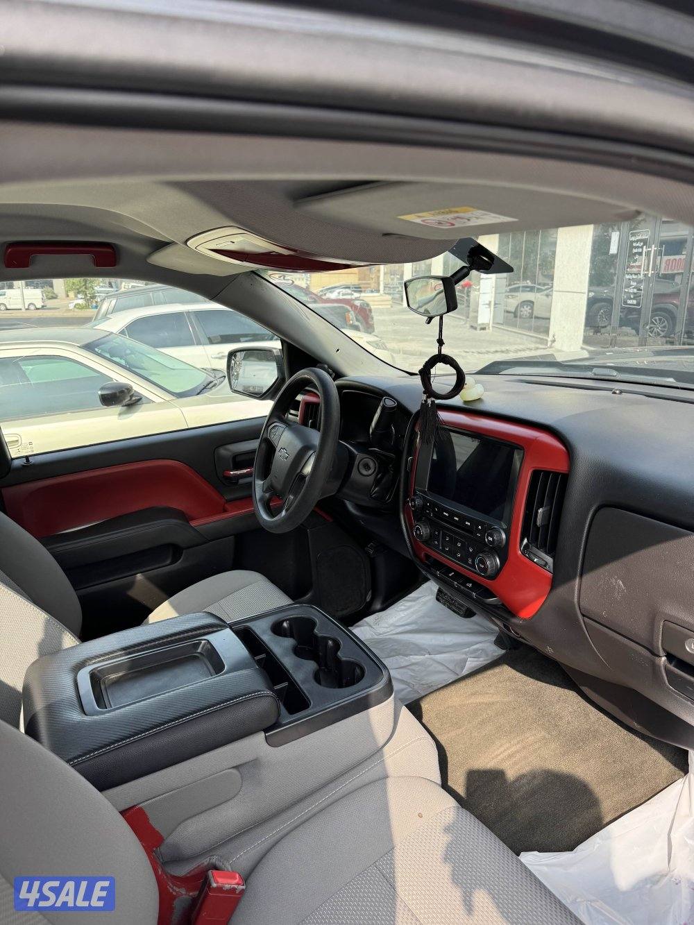 للبيع سلفرادو موديل ٢٠١٧ LS لون رمادي ماشي (٣٠٠٠،٠٠٠)6