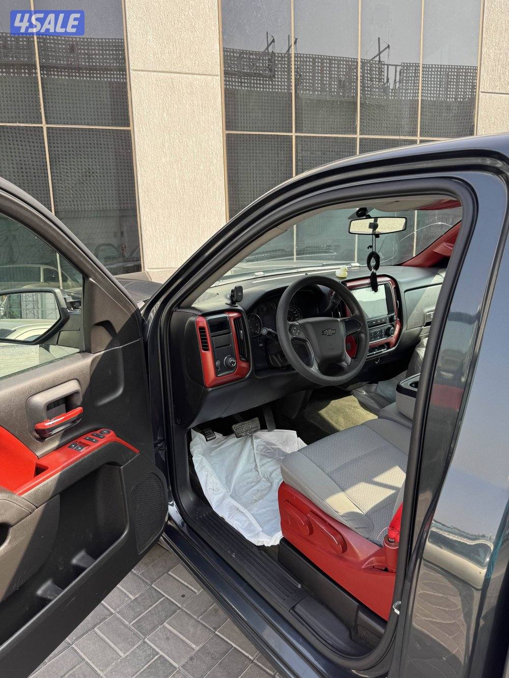 للبيع سلفرادو موديل ٢٠١٧ LS لون رمادي ماشي (٣٠٠٠،٠٠٠)7