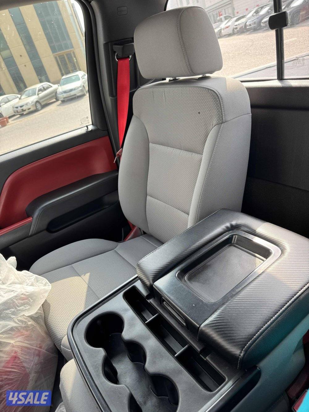 للبيع سلفرادو موديل ٢٠١٧ LS لون رمادي ماشي (٣٠٠٠،٠٠٠)8