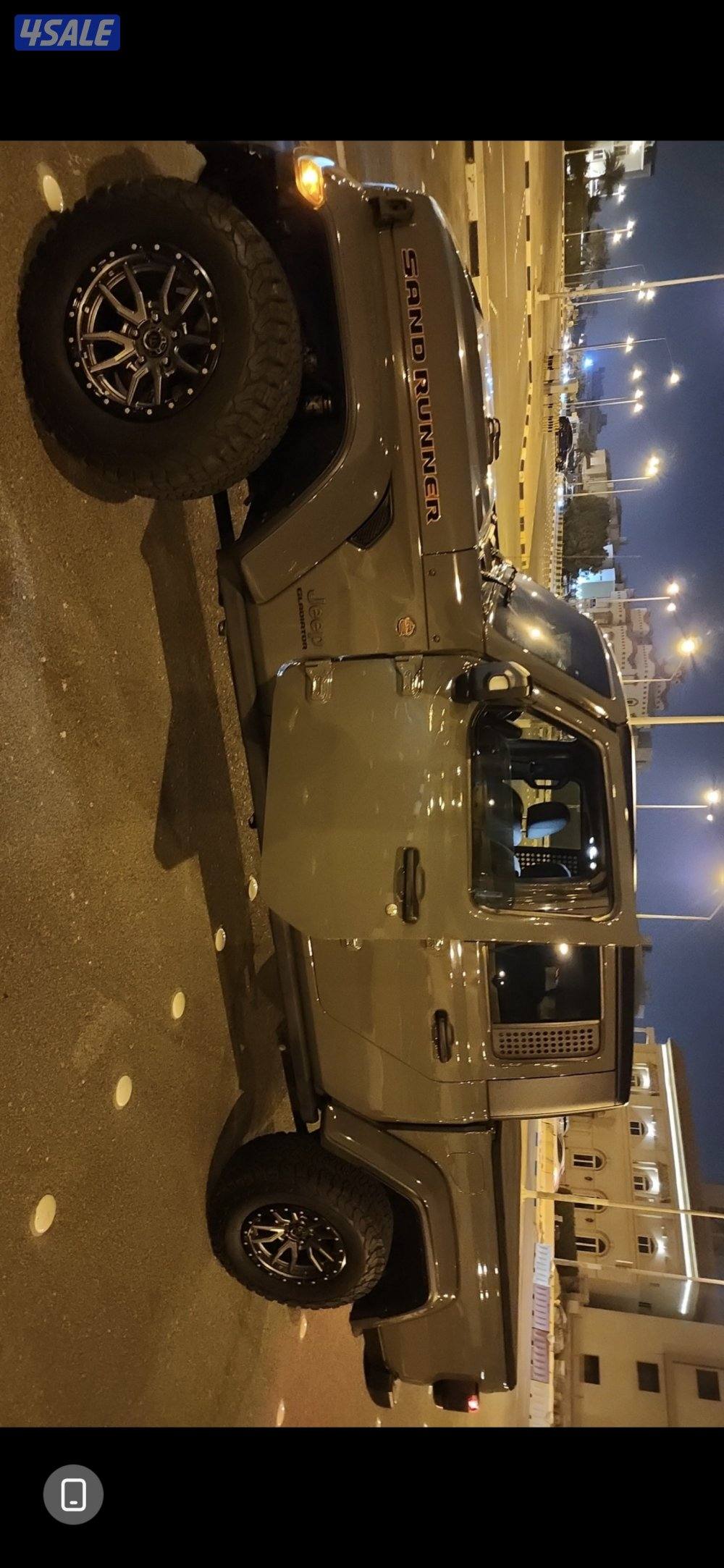 jeep gladiator sand runner 20213