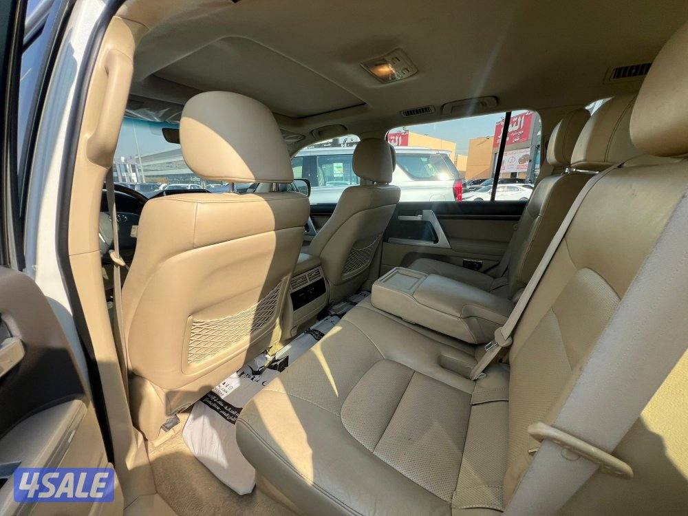 لاندكروزر GXRV85