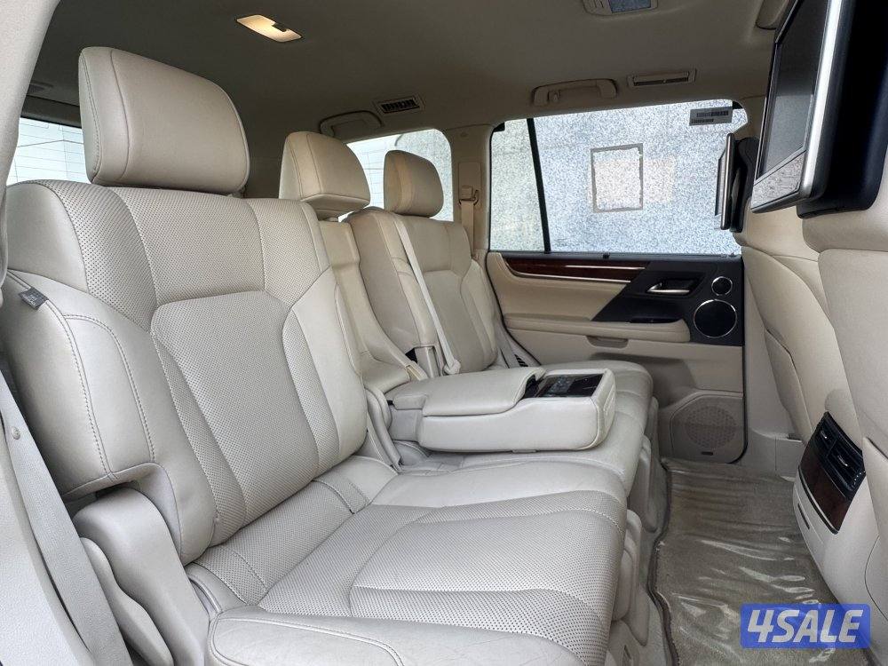 للبيع جيب لكزس LX 570 S موديل 20186