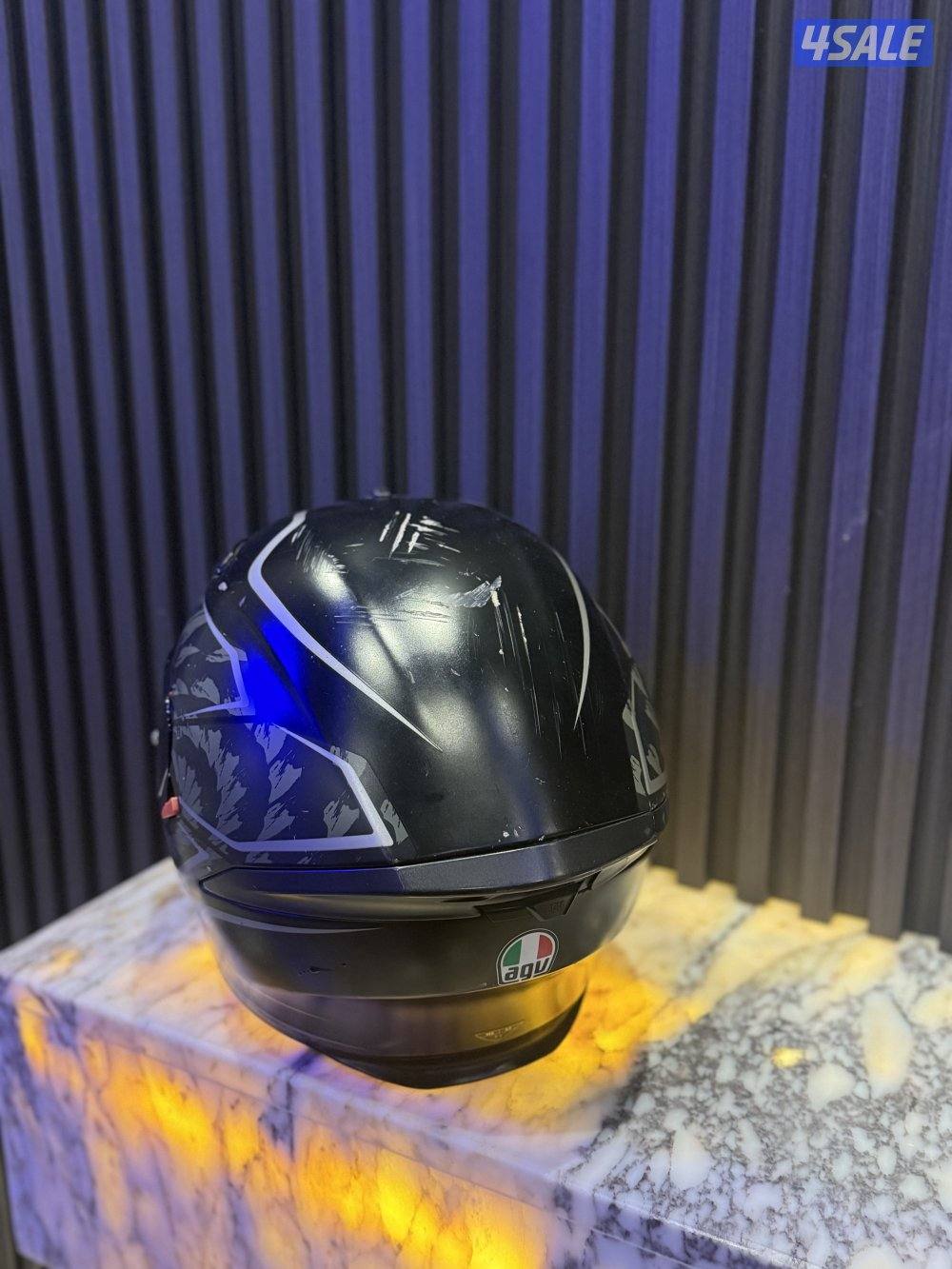 خوذه للبيع1