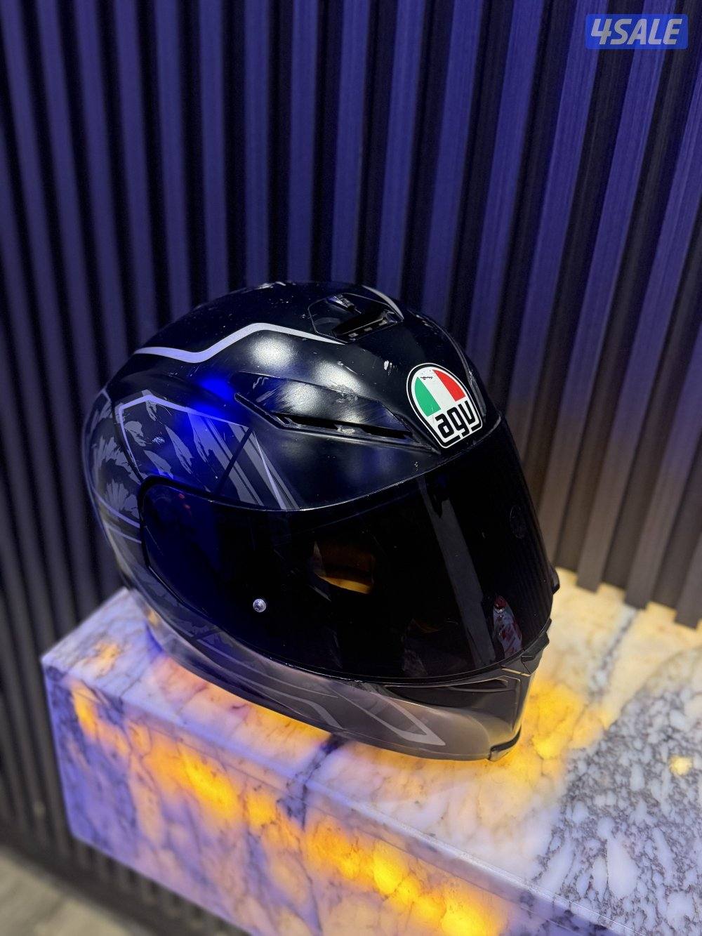 خوذه للبيع0