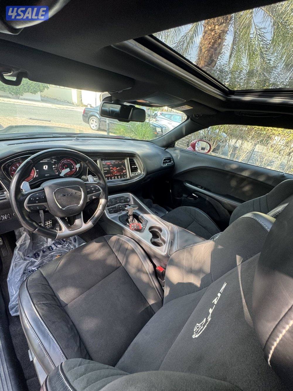 للبيع شالنجر هلكات وكاله الكويت موديل ٢٠١٥ كامله الموصفات عداد ٤٢ الف13