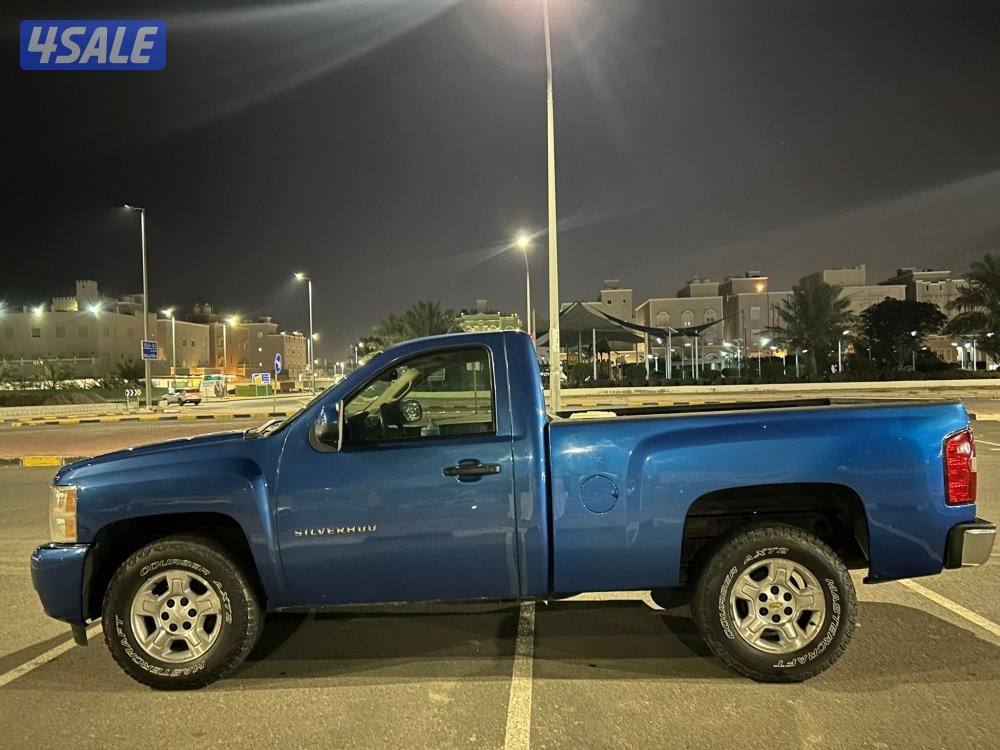 للبيع وانيت سلفرادو ٢٠٠٩5