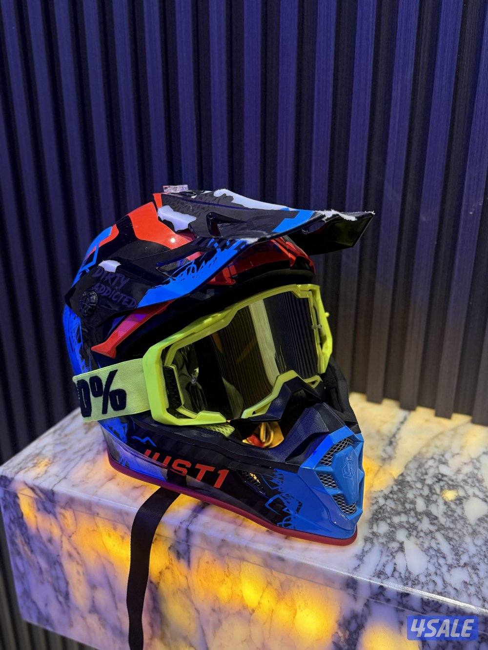 خوذه للبيع1