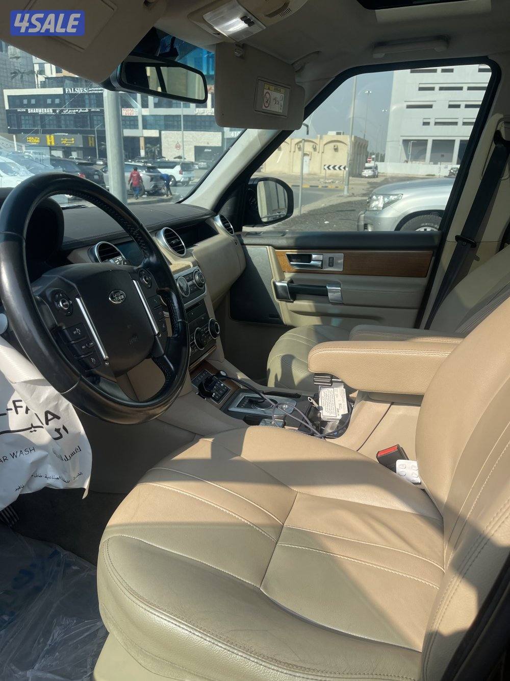 للبيع لاندروفر lr4 موديل 20161