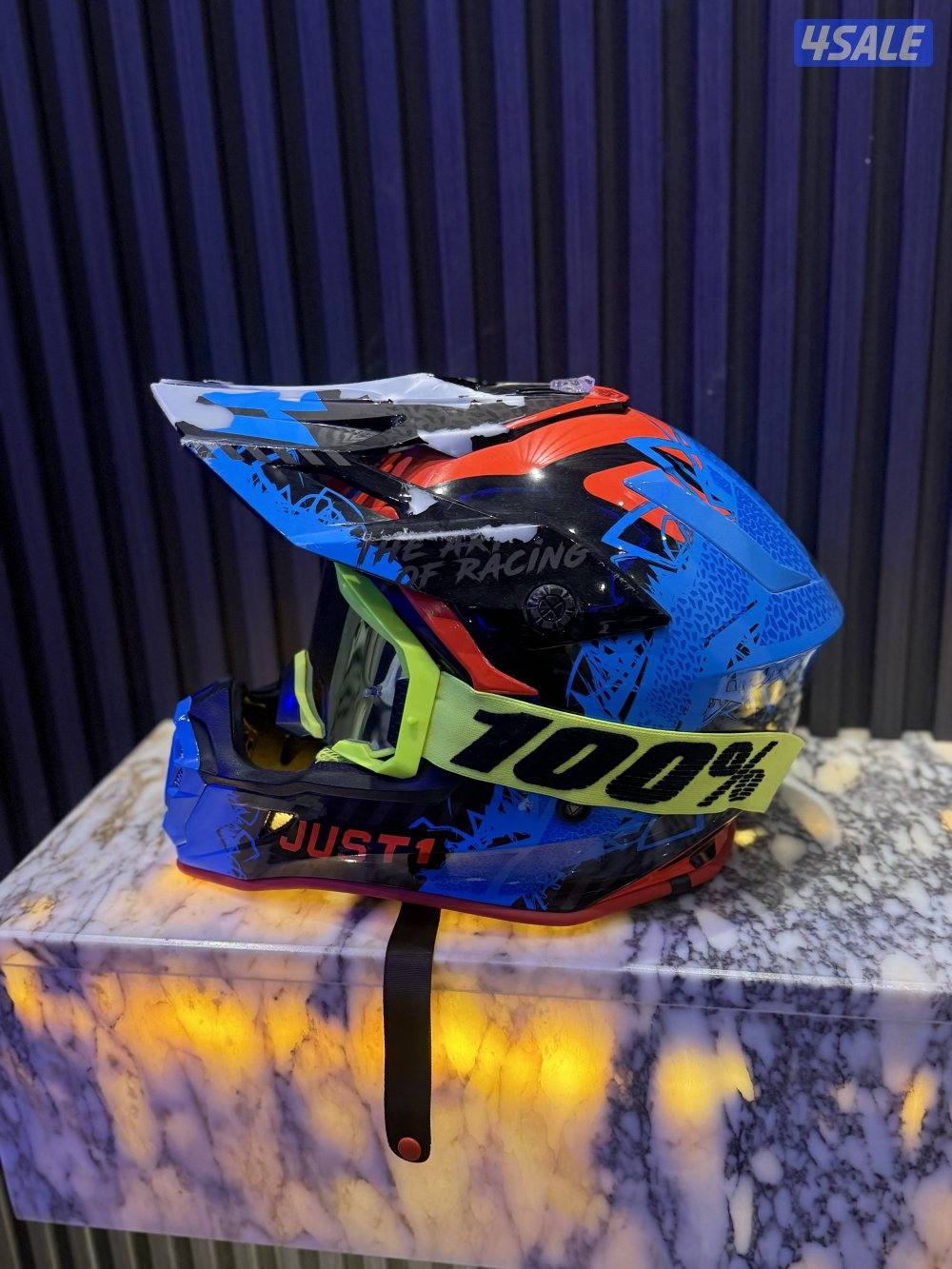 خوذه للبيع2