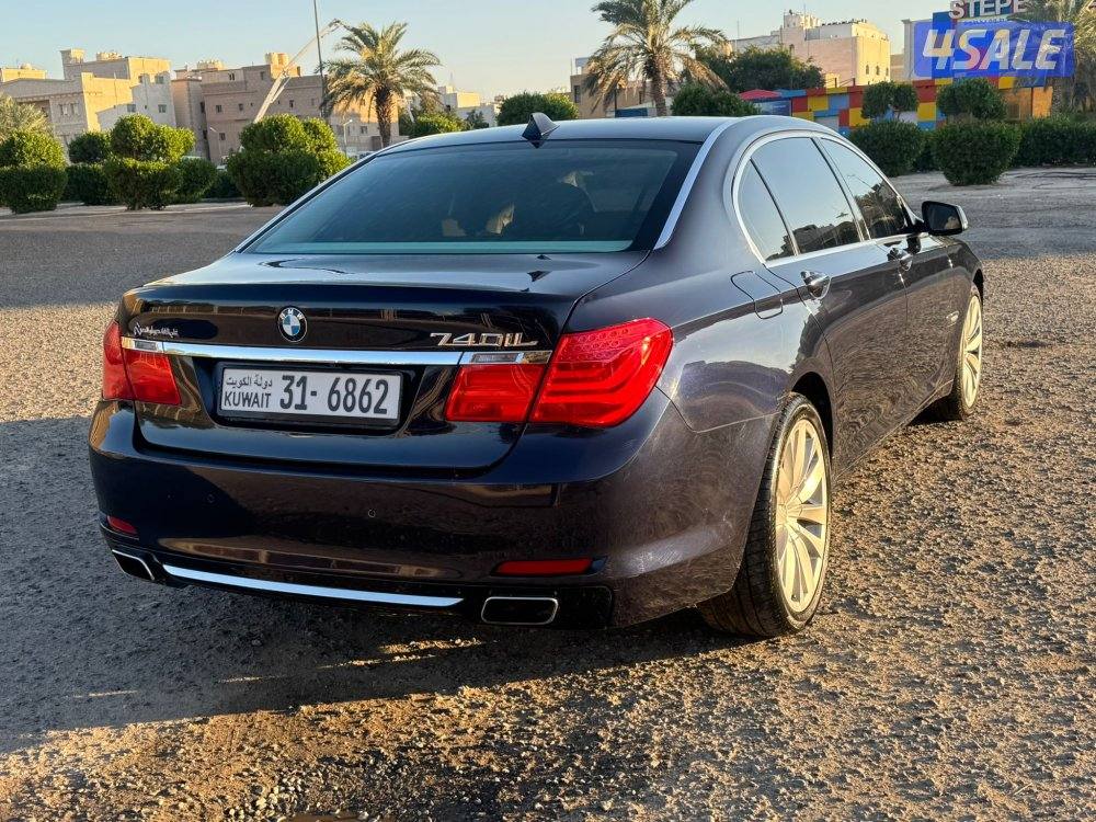 للبيع  بي ام دبليو  740 iL  ‏تيربو 6 سلندر موديل 2009  عداد 189 الف4