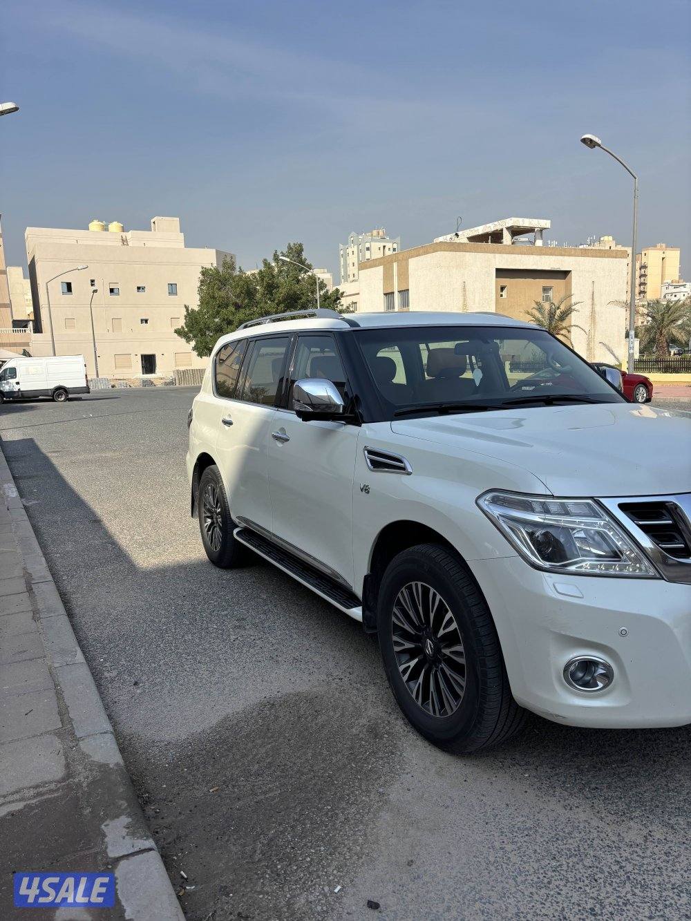 نيسان باترول ابيض 2015 صبغ الوكاله6