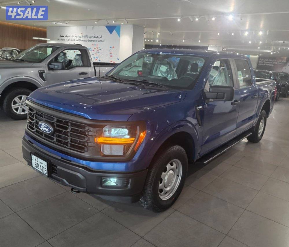 للبيع وانت فورد fx4 موديل 2024 V8 الغانم اصفار صبغ الوكالة0