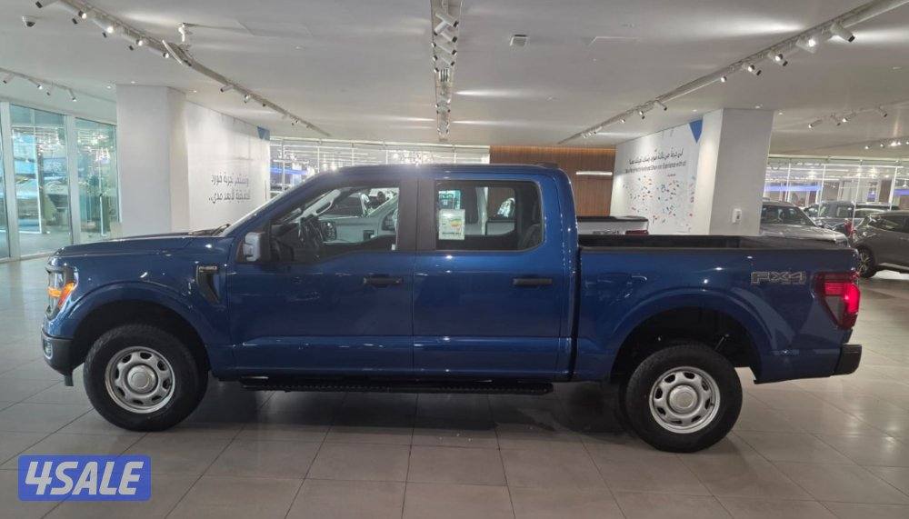 للبيع وانت فورد fx4 موديل 2024 V8 الغانم اصفار صبغ الوكالة5