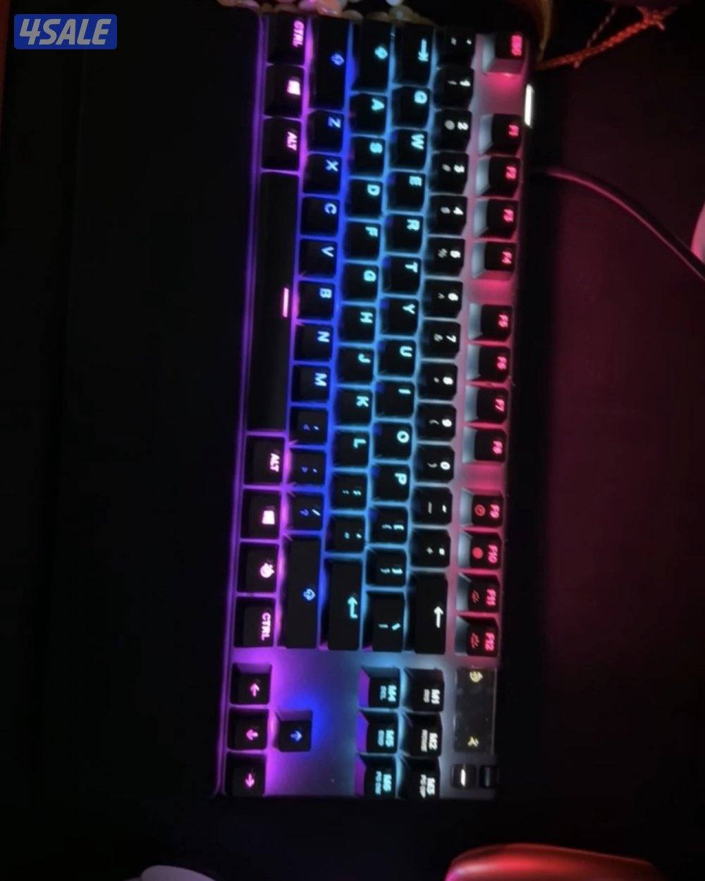 للبيع كييورد ستيل سيريس ابيكس 73